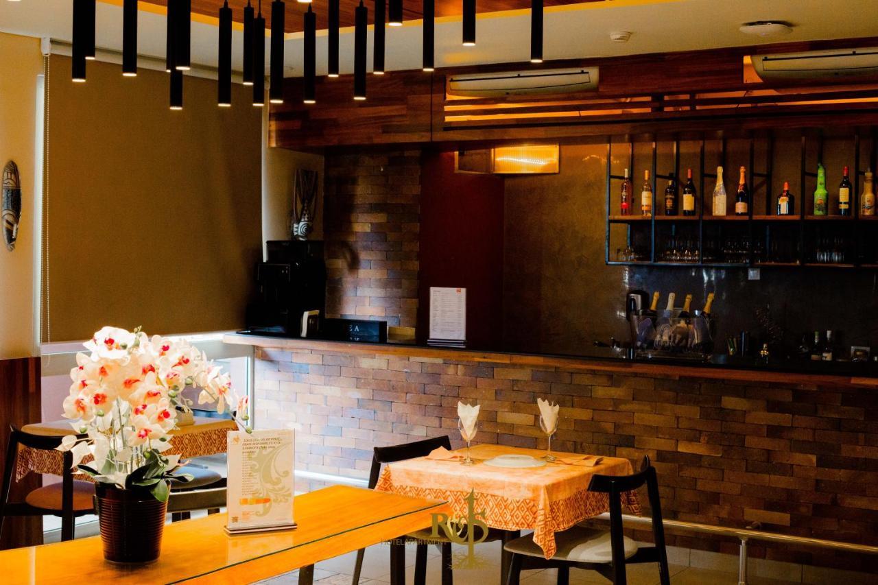 Roots Hotel Apartments Αμπιτζάν Εξωτερικό φωτογραφία