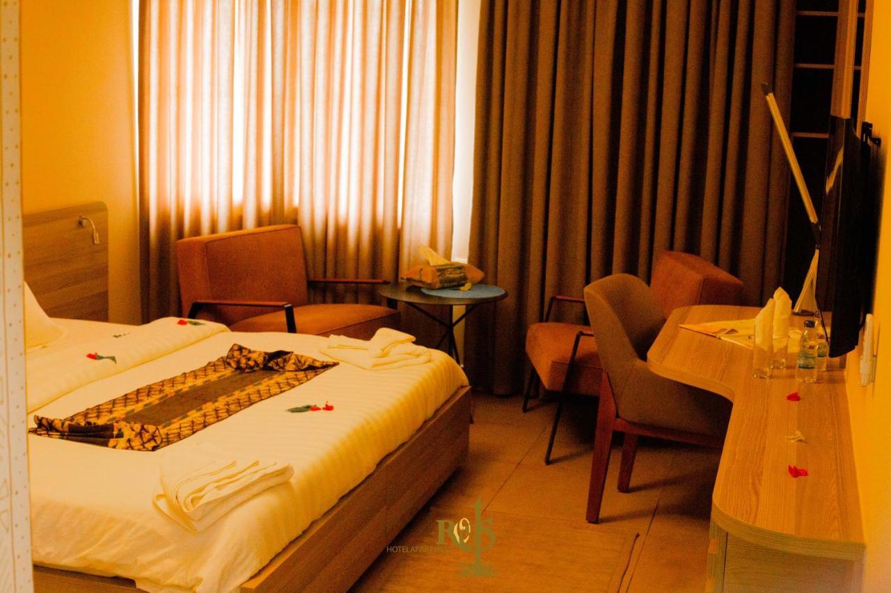 Roots Hotel Apartments Αμπιτζάν Εξωτερικό φωτογραφία